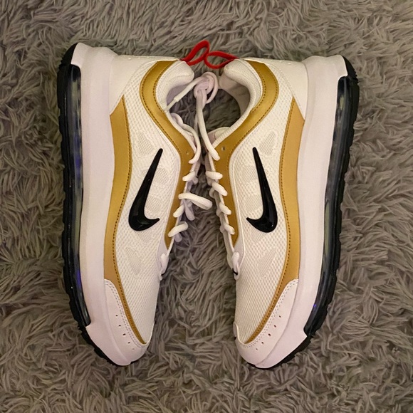 Nike Air Max AP - Picture 3 of 6